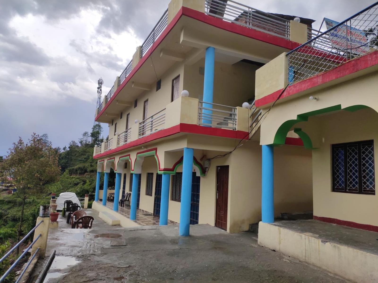Rudraprayāg Prince Homestay & Restaurant מראה חיצוני תמונה