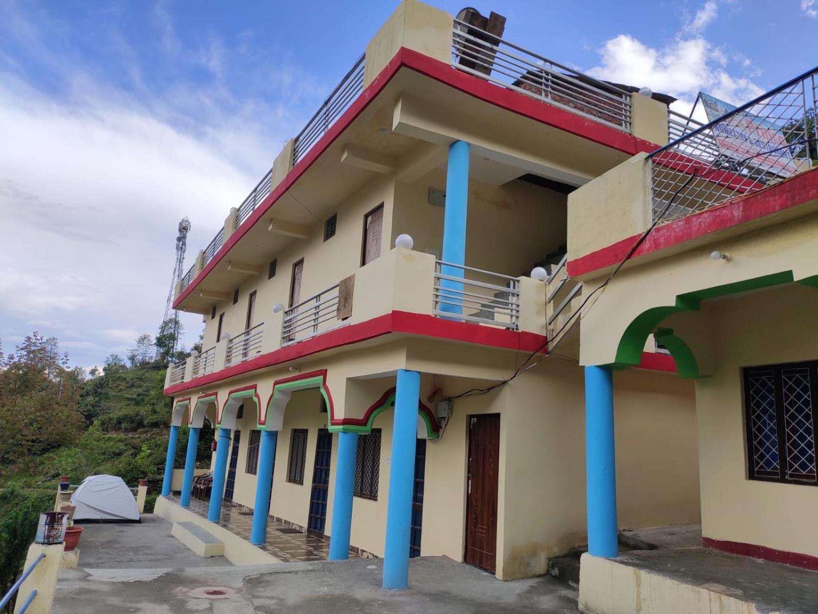 Rudraprayāg Prince Homestay & Restaurant מראה חיצוני תמונה