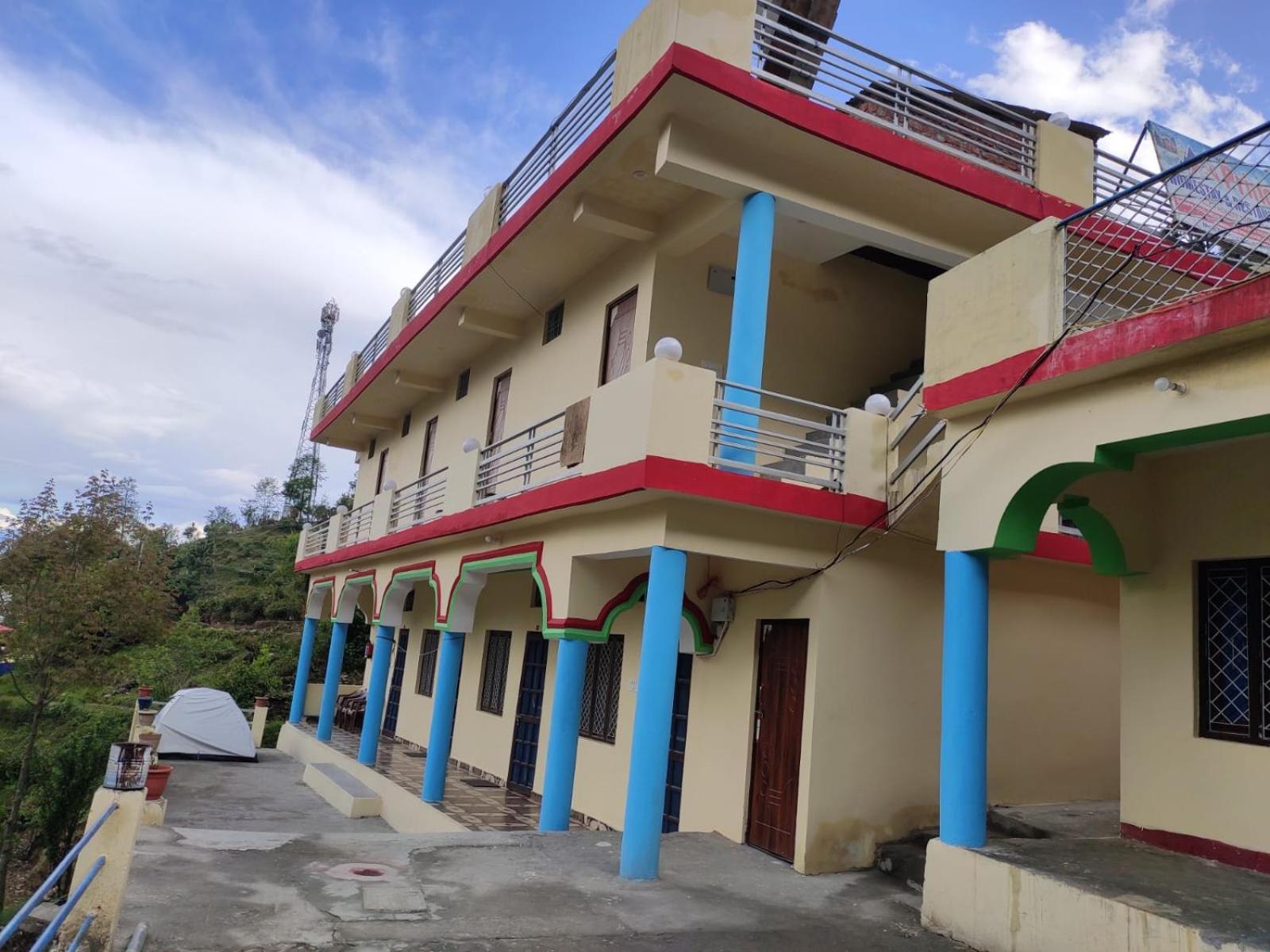 Rudraprayāg Prince Homestay & Restaurant מראה חיצוני תמונה