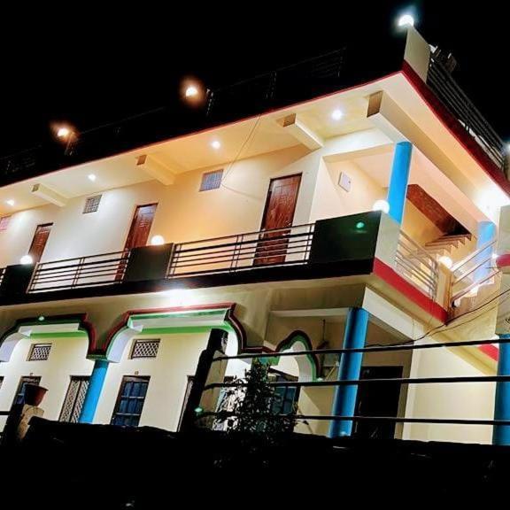 Rudraprayāg Prince Homestay & Restaurant מראה חיצוני תמונה