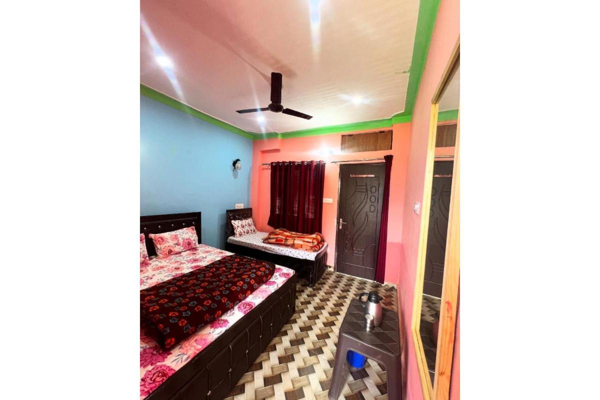 Rudraprayāg Prince Homestay & Restaurant מראה חיצוני תמונה